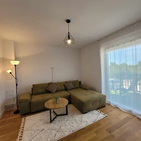 Natali Apartment *